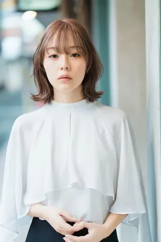 ミディアム カラー trip kano.のヘアスタイル