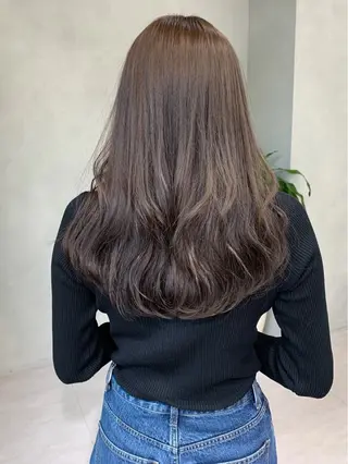ロング カサイ ミユのヘアスタイル