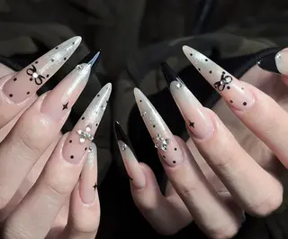 ネイル Pure&Rich Nailのネイルデザイン