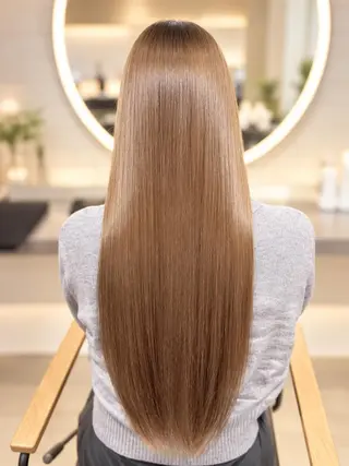 セミロング Li'a【リア】 ANNAのヘアスタイル