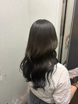 ロング 上島 未緒のヘアスタイル