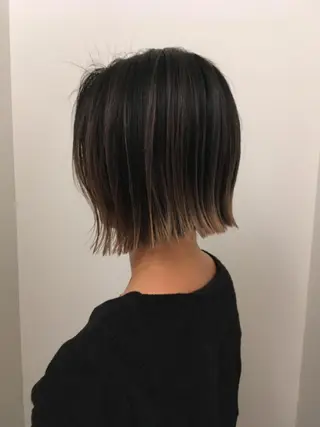 カラー 坂上 岳のヘアスタイル