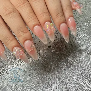ネイル ViViChi 梨帆のネイルデザイン