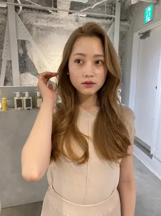 セミロング パーマ レイヤーカットのプロ 大人ヘア宮森貴志のヘアスタイル