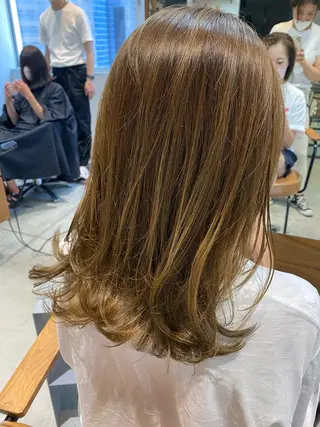 セミロング カラー 似合わせレイヤー 阿波座/ふじむらのヘアスタイル