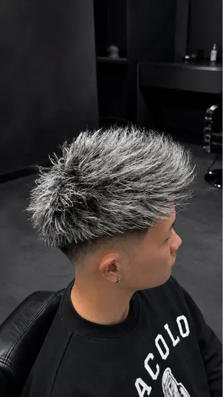 ショート カラー メンズ ツイスト特化美容師 古田 優人のヘアスタイル