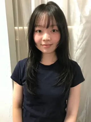 セミロング カラー 中性的ヘア/ ナチュラル/トモキのヘアスタイル