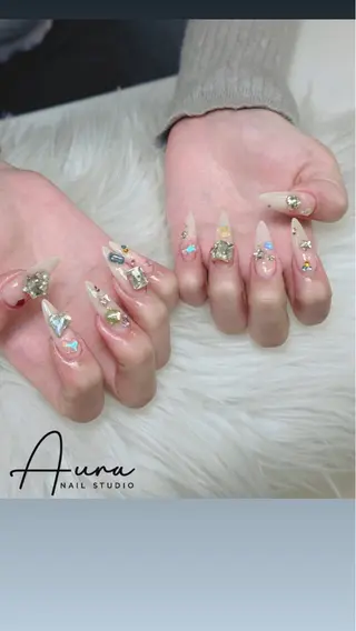 ネイル Aura Nail HanNaのネイルデザイン