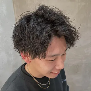 ショート パーマ メンズ 波巻きスパイラルパー マ/シャドウパーマ駿のヘアスタイル