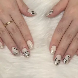 ネイル Bianca 川口 miyu ☘︎︎⋆͛のネイルデザイン