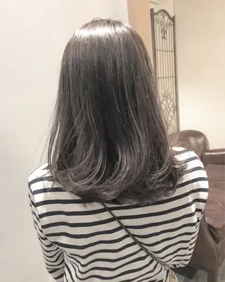 セミロング カラー 【渋谷で人気】艶髪× 髪質改善/ツヤカラーのヘアスタイル