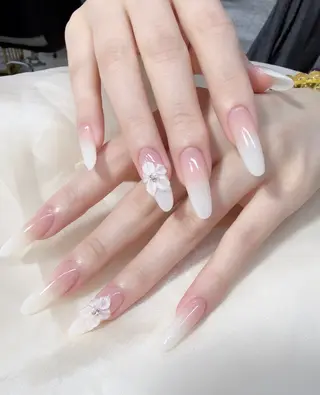 カラー  Nail 秋(アキ)のネイルデザイン