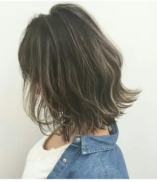 ミディアム 山下 翔のヘアスタイル