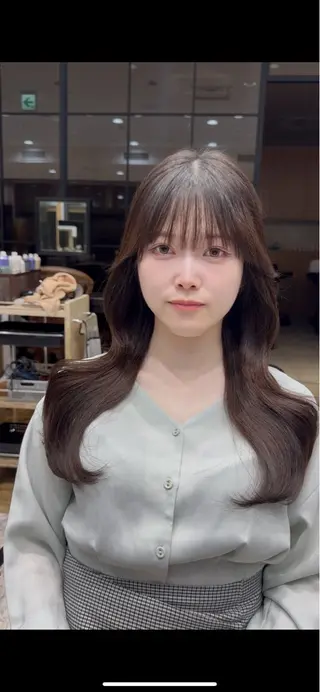 ロング 銀座/レイヤー 顔周りカット溝手優太のヘアスタイル