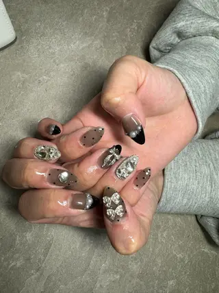 ネイル LAVISH 大和店 🤱子連れ大歓迎のネイルデザイン