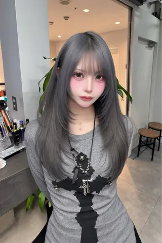 ロング 奥山 みのりのヘアスタイル