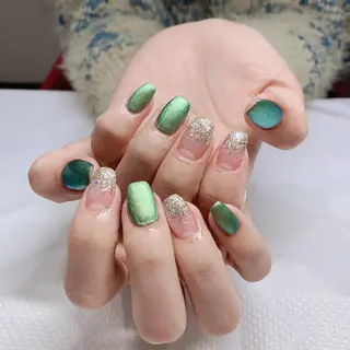 ネイル FLY Nail Salonのネイルデザイン