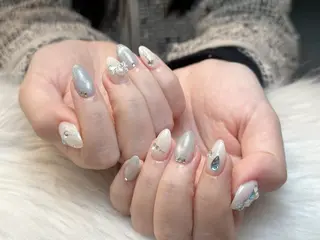 ネイル NIE NAIL Luxeのネイルデザイン