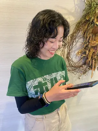 ミディアム 【仙川】 セリナ‎のヘアスタイル