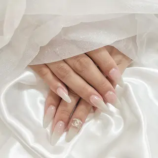 ネイル SALON ELVI.のネイルデザイン