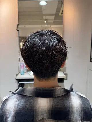 パーマ メンズ レイナ/ Battery 塚本のヘアスタイル
