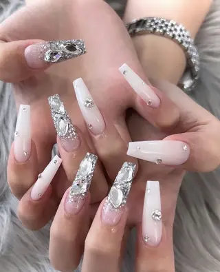 ネイル akina nailsのネイルデザイン
