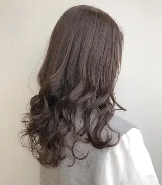 セミロング カラー 【透明感、艶髪】西村 有司のヘアスタイル