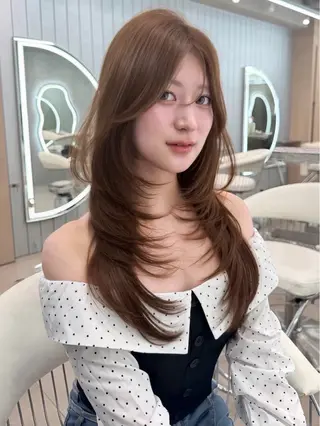 セミロング カラー 大宮 縮毛矯正🩶 レイヤー 柏崎颯刀のヘアスタイル
