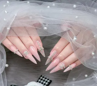 ネイル Blingg NailStudioのネイルデザイン