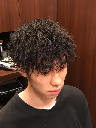 ショート 深夜23時まで営業 OR BARBERのヘアスタイル