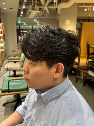 ショート パーマ メンズ unopulir 景山 凌のヘアスタイル