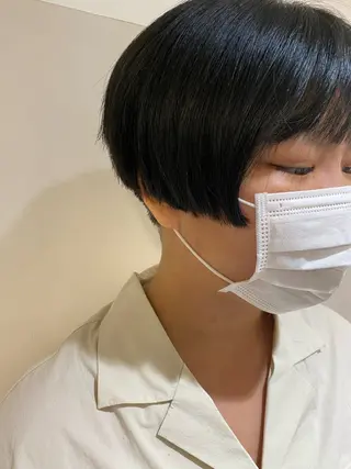 ショート カラー 田崎 暁大のヘアスタイル