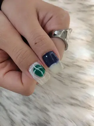 ネイル RUNWAY のネイルデザイン