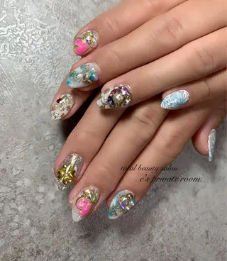 ネイル LAVISH 大和店 🤱子連れ大歓迎のネイルデザイン
