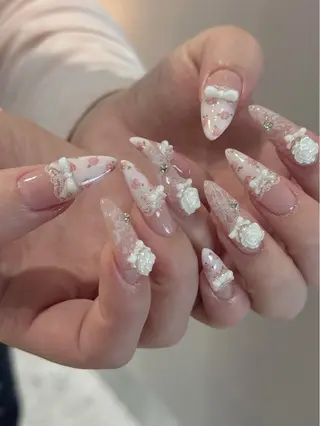 ネイル 🎀Aura. Yurachanのネイルデザイン