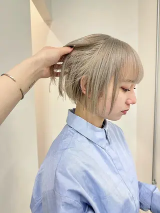 ショート カラー 🫧ハイトーン✨格安 より質💐マンツーマのヘアスタイル