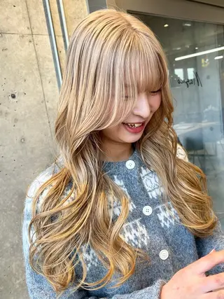 ロング 🇨🇳ハイトーン ワンホン🇰🇷ななのヘアスタイル