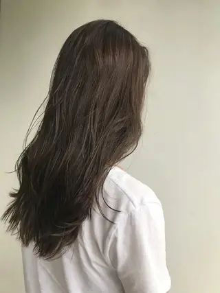 カラー 🍃YURI 🍃のヘアスタイル