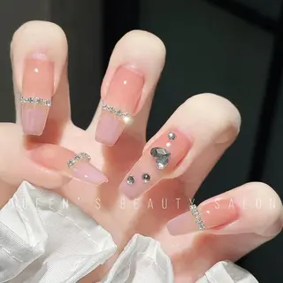 ネイル Queens マオのネイルデザイン