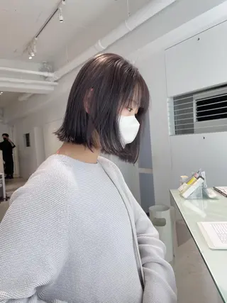 ミディアム カラー 透明感ベージュ/ レイヤー/ 髙橋一哉のヘアスタイル