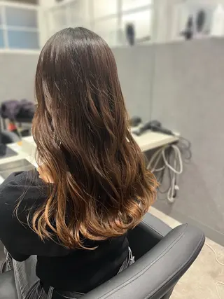 ロング 加藤 碧唯のヘアスタイル