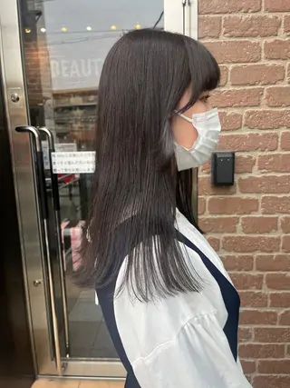 セミロング カラー パーマ ヘアアレンジ メンズ キッズ ネイル マツエク・マツパ アイブロウ 久木原 ゆりのヘアスタイル