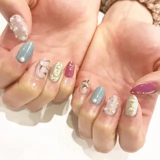 ネイル 板垣 綾乃のネイルデザイン