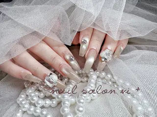 ネイル ✨Nailsalon Vi+✨のネイルデザイン