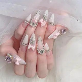 ネイル Lyna 池袋のネイルデザイン