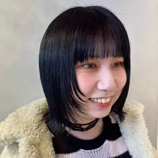 ショート カラー デザインカラー/パー マ🦖外岡咲希🦖のヘアスタイル