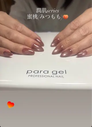 ネイル TAKAMI 髪と爪を同時に施術のネイルデザイン