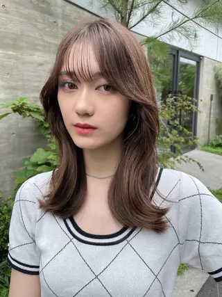 ミディアム カラー 顔周りカット 【オノザワリョウ】のヘアスタイル