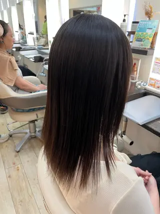 ロング 片岡 陽のヘアスタイル