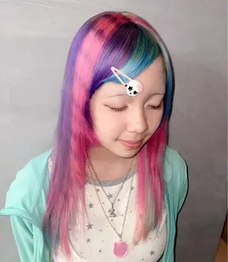 カラー め るのヘアスタイル